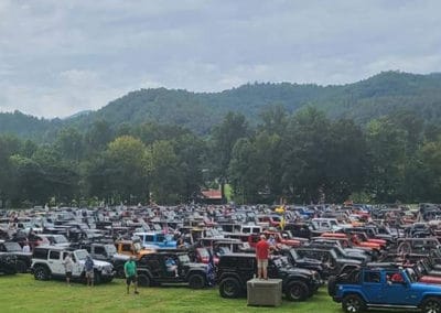 2021 Sea of Jeeps parking area